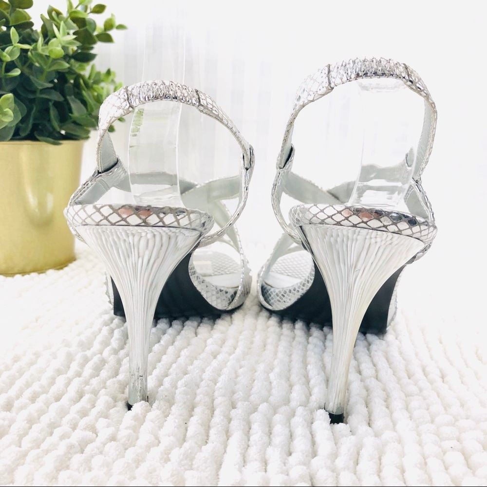 Guess heels silver crisscross sandals size 8.5 M - Picture 6 of 8
